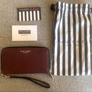 Henri Bendel Wallet